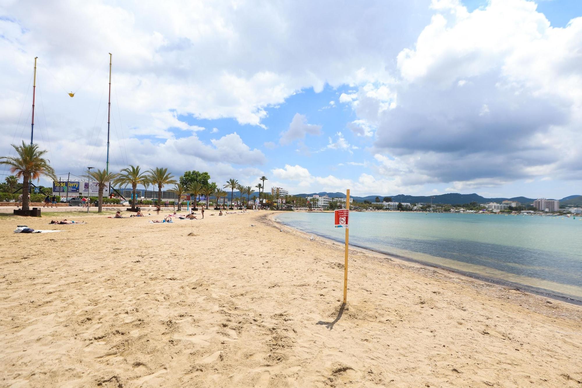 Vertido en la playa Arenal de Sant Antoni