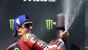 Márquez revoluciona el Mundial amb una victòria de campió