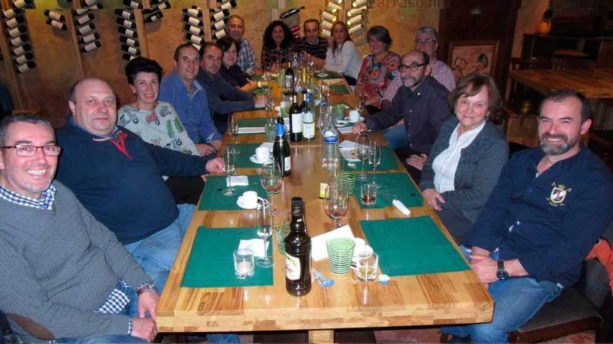 Reunión de exalumnos en Cangas de Onís