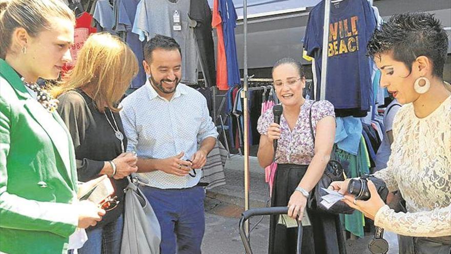 El FES llena las calles de la Vall de teatro, circo, danza, música y títeres