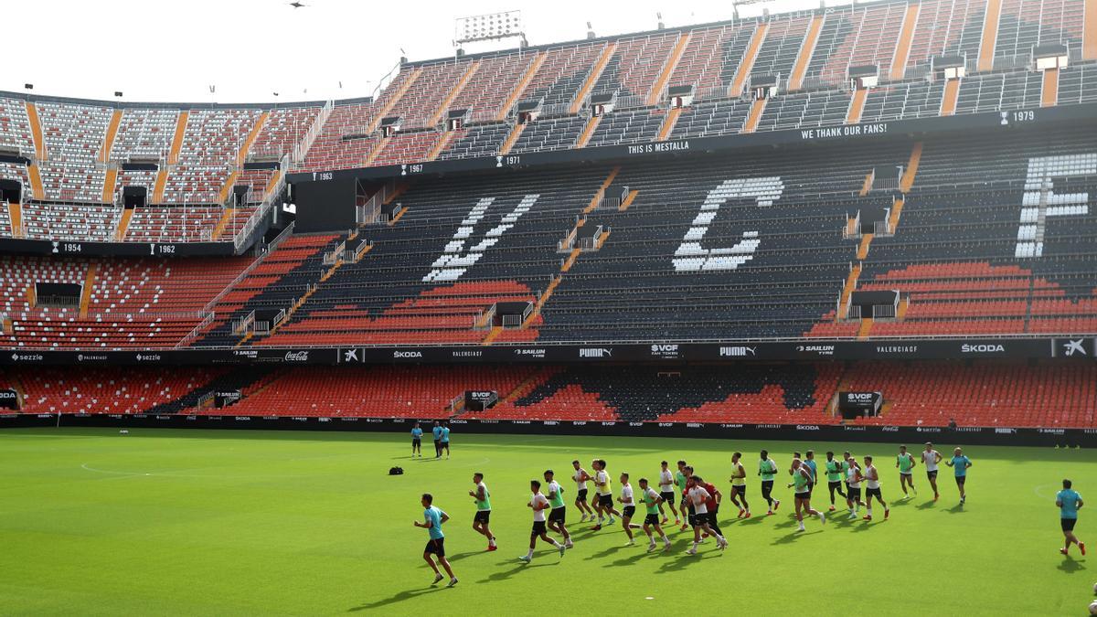 El Valencia CF ya trabaja en Mestalla el primer partido de LaLiga