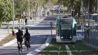 La feria 'Danses i Sabors de Món' toma este fin de semana la Diagonal entre Lepant y Castillejos