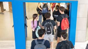Alumnado el primer día de la selectividad de 2024 en el campus de la UPF.