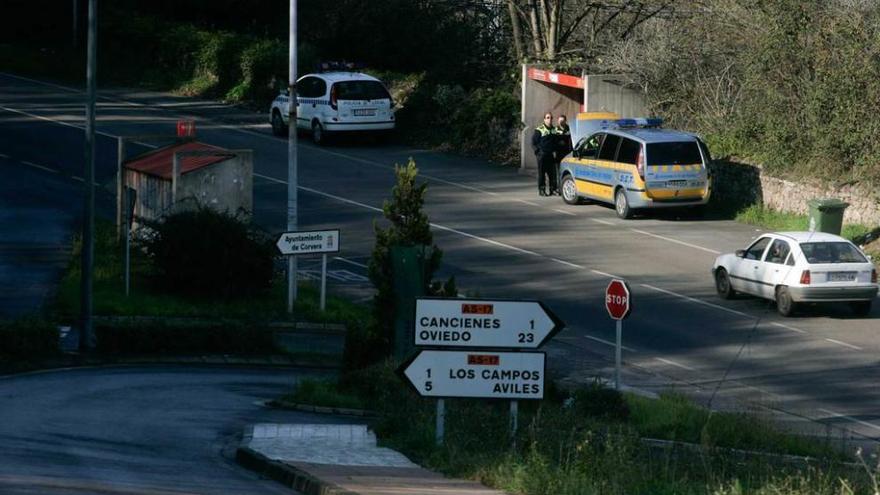 Un radar móvil ubicado en la recta de Nubledo en una anterior campaña de control de la velocidad.