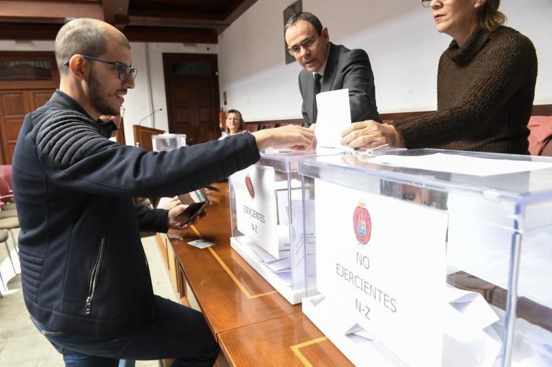 31-01-20 GENTE Y CULTURA. COLEGIO DE ABOGADOS. LAS PALMAS DE GRAN CANARIA. Votaciones para el cambio de nombre en el Colegio de Abogados.     Fotos: Juan Castro.  | 31/01/2020 | Fotógrafo: Juan Carlos Castro