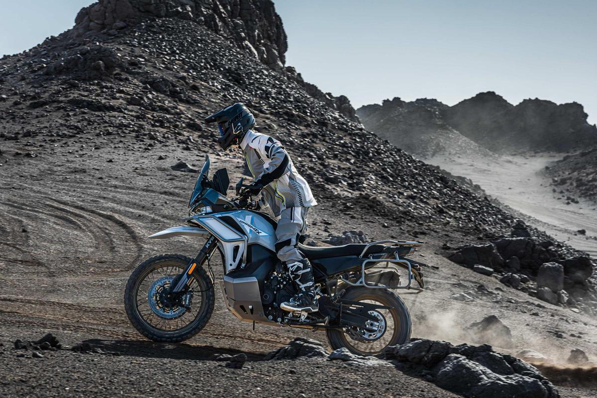 El corazón de la 1000MT-X es un bicilíndrico en línea de 946,2 cc que desarrolla 113 CV a 8.500 rpm