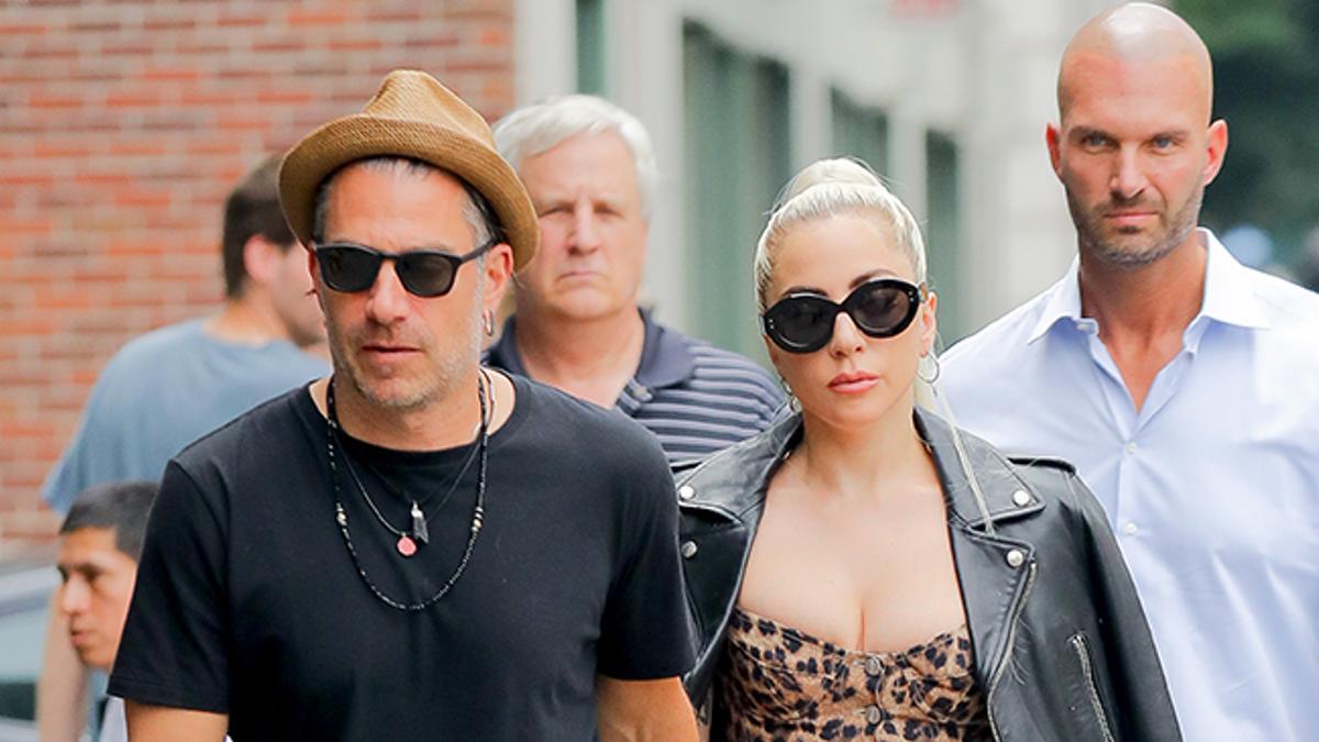 Lady Gaga y Christian Carino por las calles de Nueva York