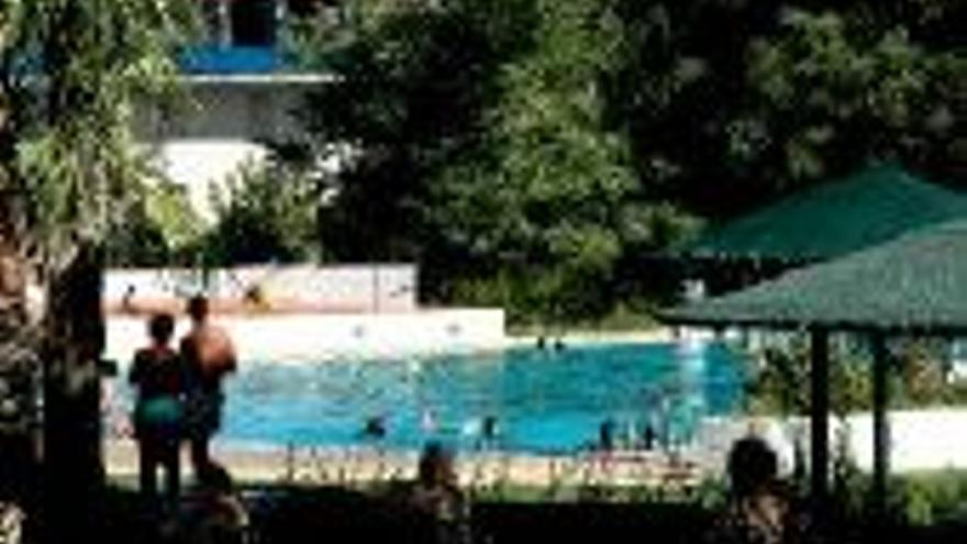 El consistorio invertirá 48.000 euros en la piscina de Nueva Ciudad