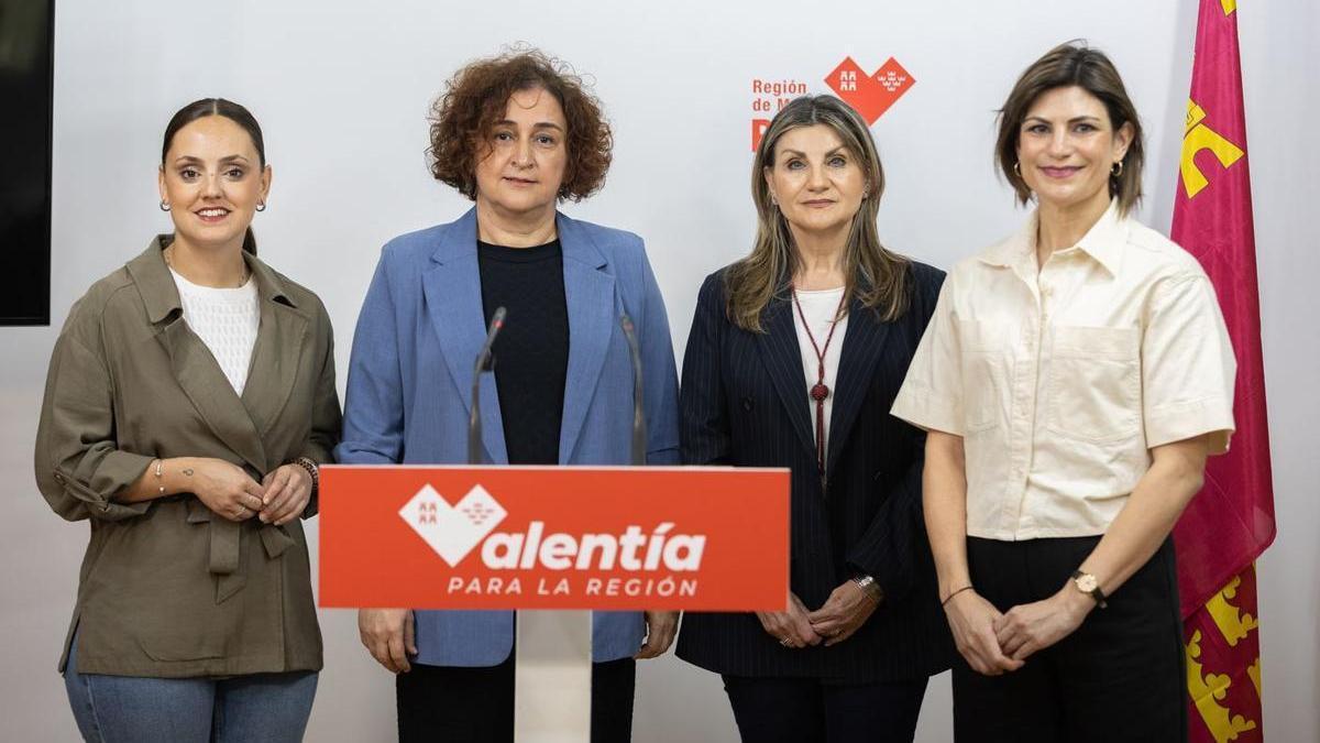 Diputadas del Congreso y senadoras socialistas del PSOE de la Región de Murcia.