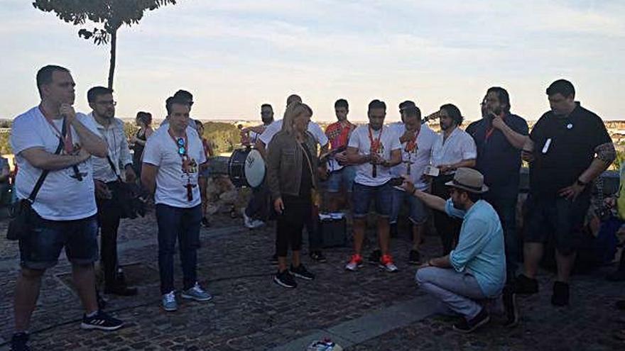 Zamora homenajea al poeta y compositor del Carnaval de Cádiz, Juan Carlos Aragón