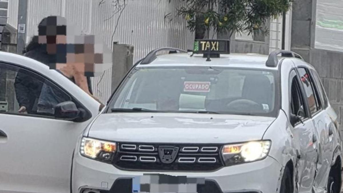 Interceptan en Las Palmas un taxi que circulaba sin neumático