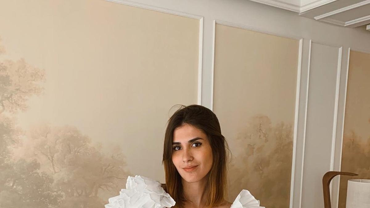 Mery Turiel con vestido blanco de Zara