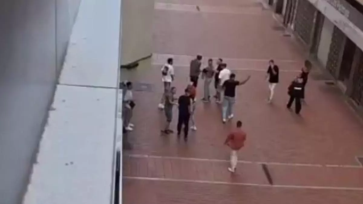 Peleas y ruidos en Playa Chica tras la noche de San Juan
