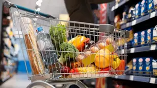¿Qué centros comerciales y supermercados abren hoy en Alicante y Elche?