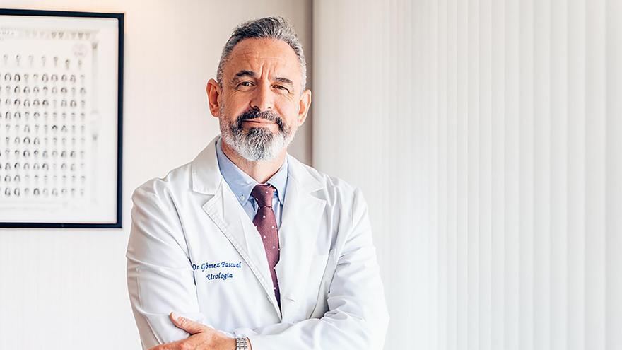 Doctor J. Ángel Gómez Pascual, del servicio de Urología de QS Málaga