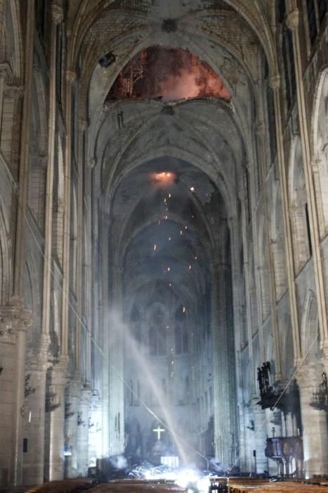 Incendio en la catedral de Notre Dame de París