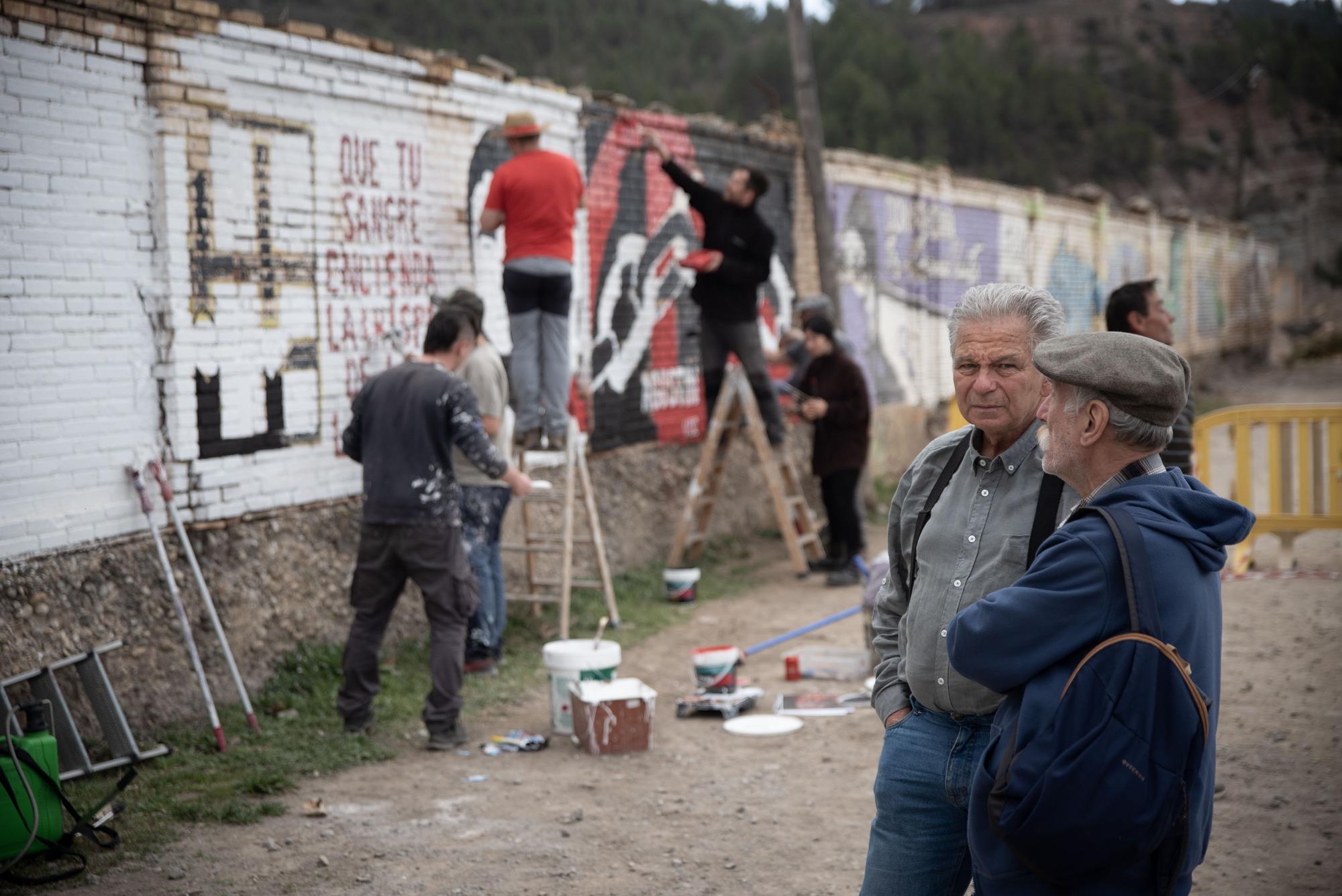 El mural d'Agustín Rueda de Sallent torna a agafar color de nou