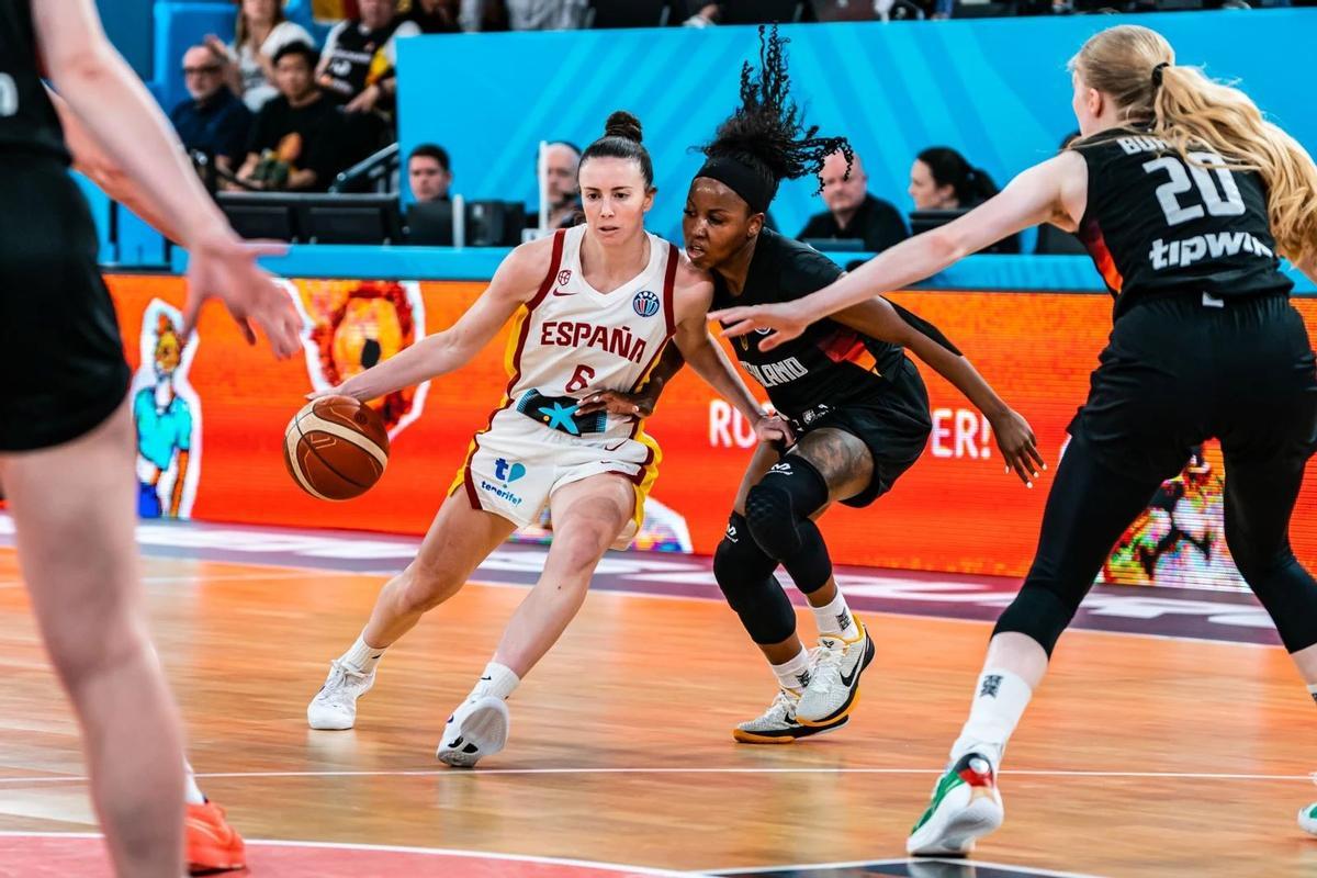 Aina Ayuso contributed five points in the triumph against the Germans