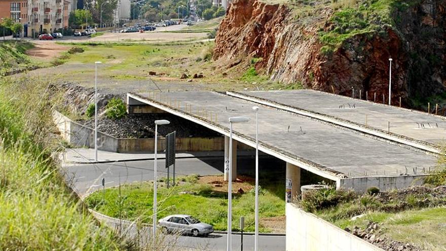 El TSJA permite usar el aval para acabar las obras de la ronda Norte y Mirabueno