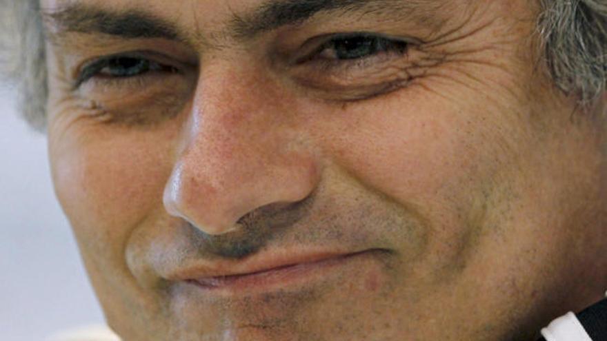 José Mourinho en rueda de prensa.