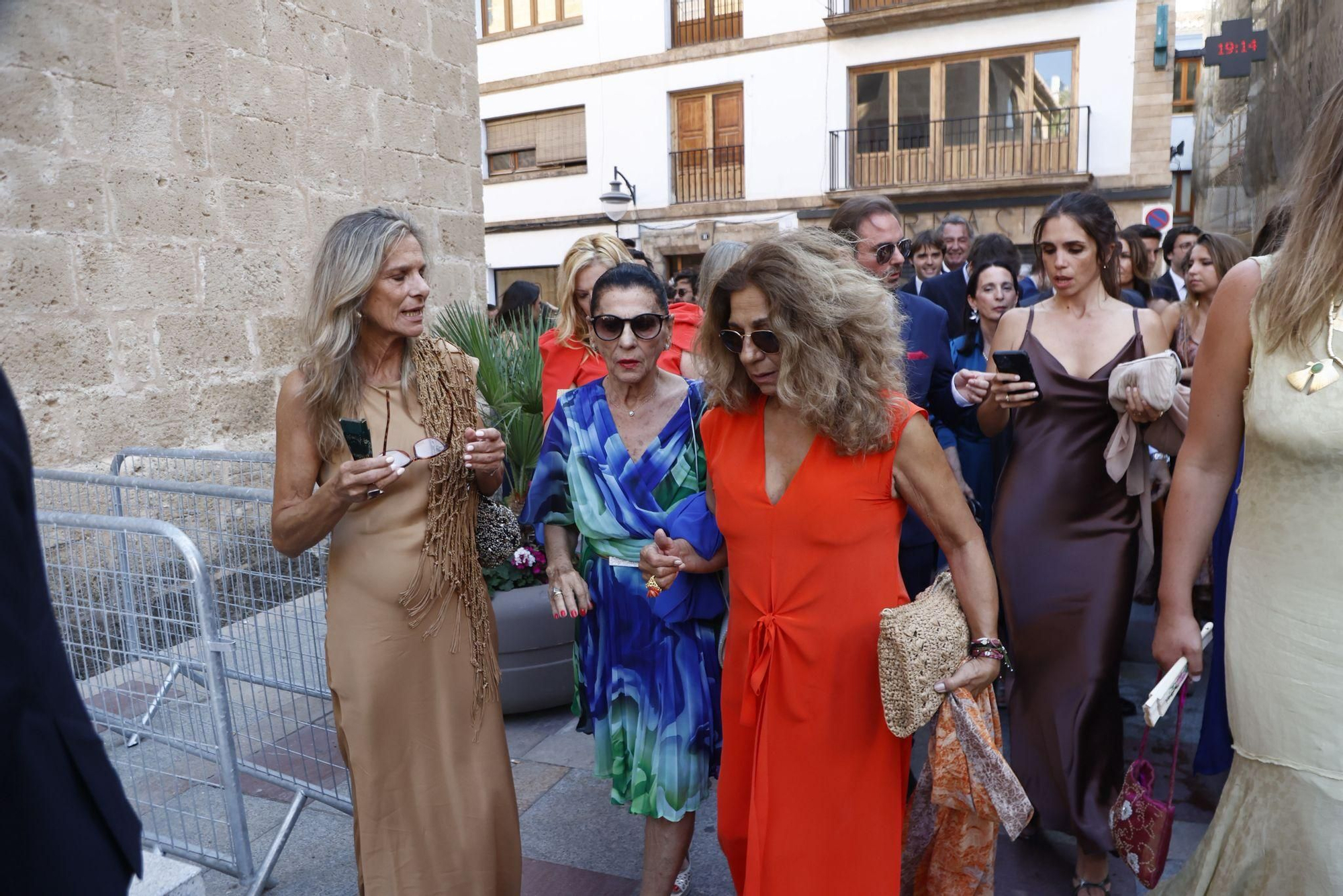 Todos los invitados a la boda de Paty, la hija de Quique Sánchez Flores, con el abogado Javier Millet