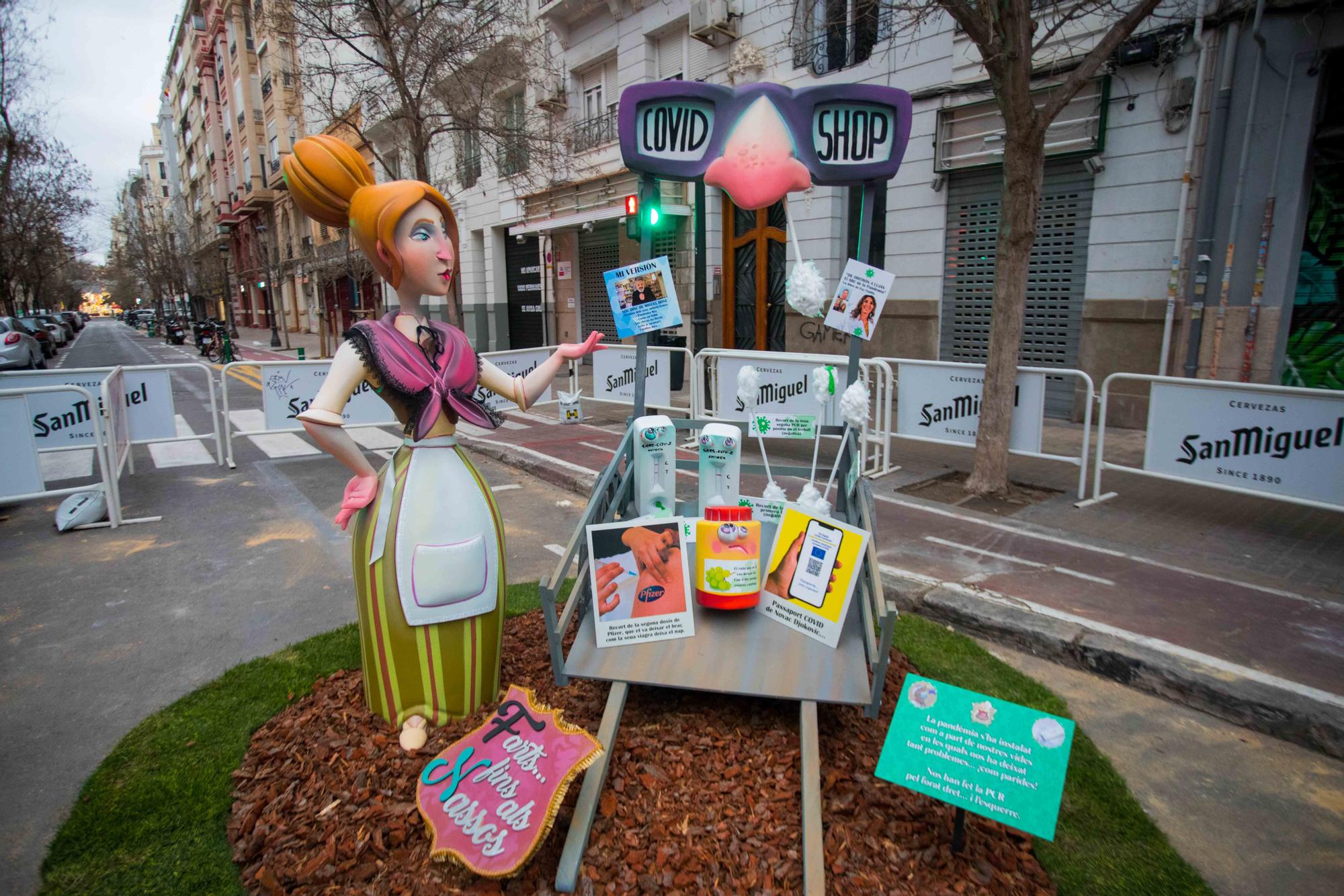 Todas las fotos de la falla Regne de València-Duque de Calabria