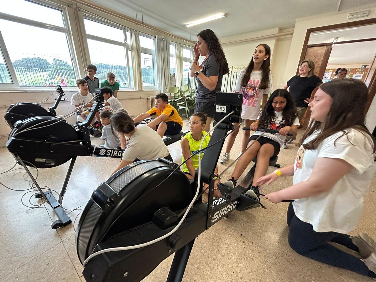 EN IMÁGENES: El alumnado de TSEAS del Instituto Corvera moviliza a 200 estudiantes por el Día del Deporte EN IMÁGENES: El alumnado de TSEAS del Instituto Corvera moviliza a 200 estudiantes por el Día del Deporte