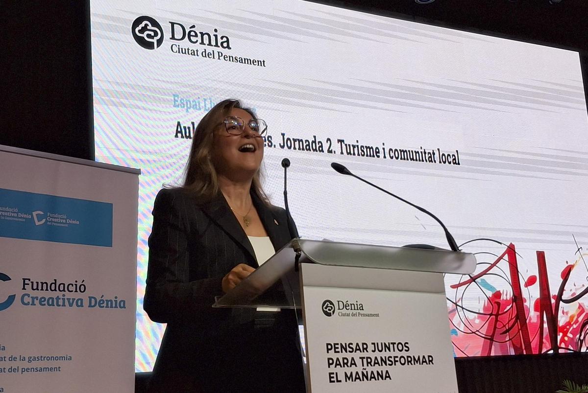 La directora de la UNED de Dénia, Raquel Martí