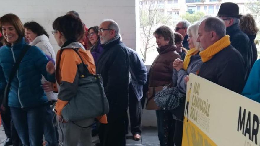 La berguedana, acompanyada per una seixantena de persones.