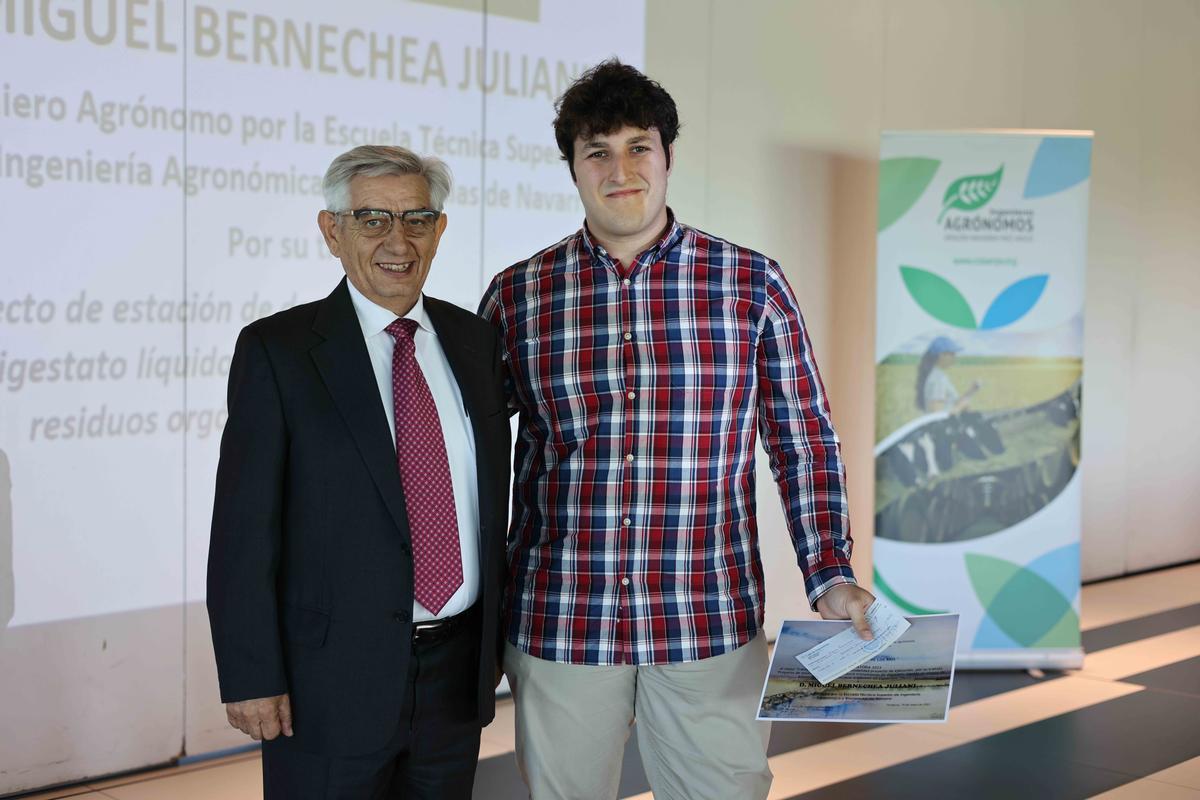 Miguel Bernechea, Premio Francisco de los Ríos al mejor Trabajo Fin de Máster en la modalidad de proyecto de ejecución.