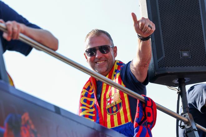 ¡De locos! Las mejores imágenes de una ciudad entregada al Barça