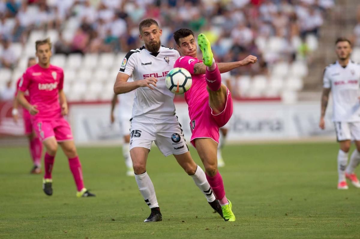 FOTOS: El Córdoba CF golea al Albacete.