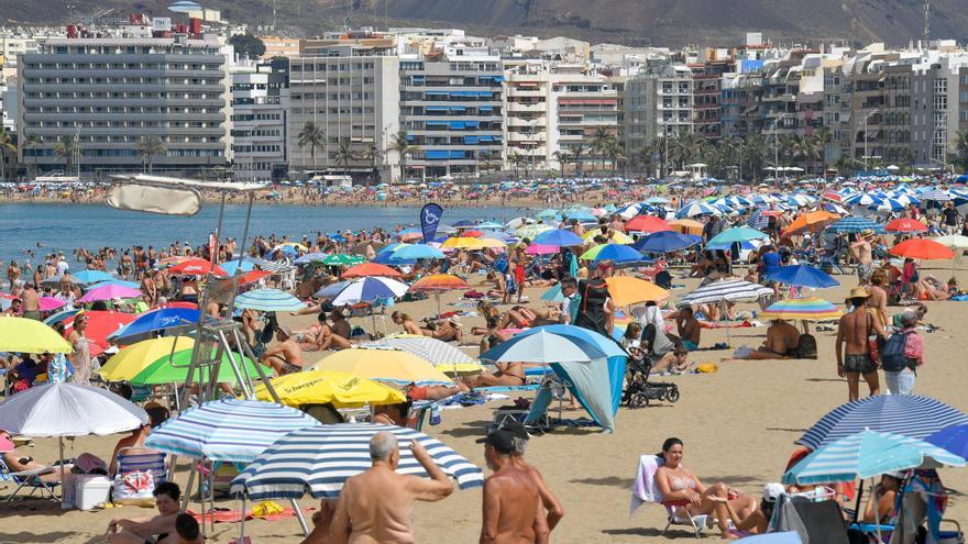 Canarias registra por sexto día consecutivo las temperaturas más altas del país