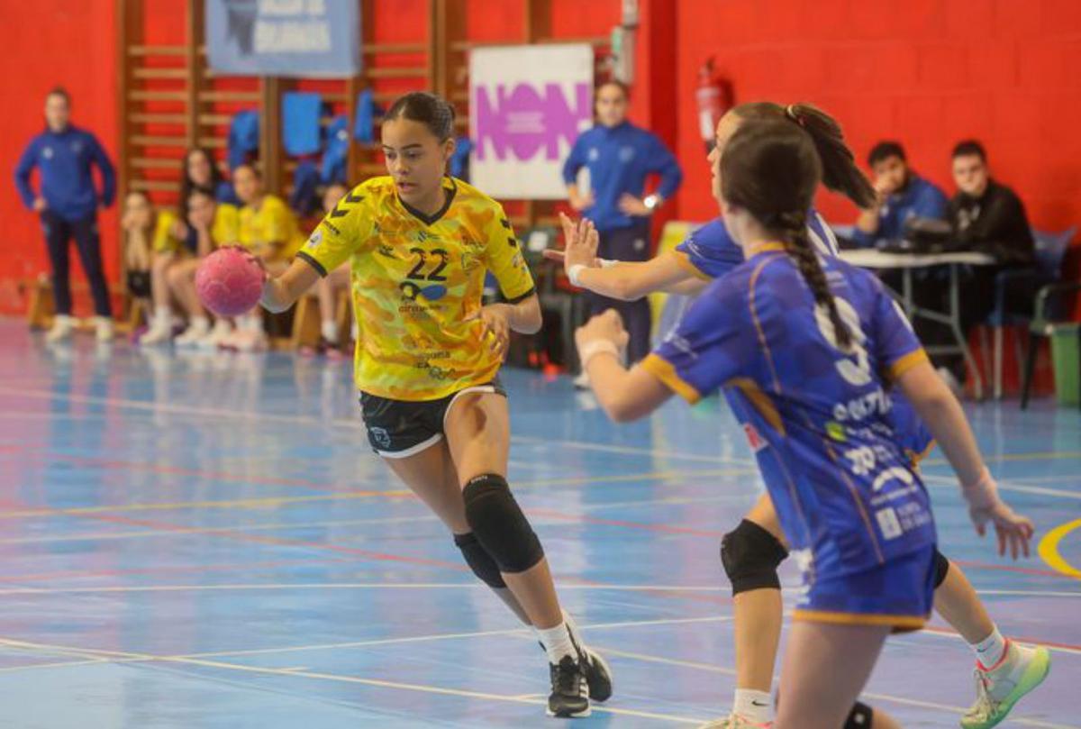El balonmano reinó en Carril. | Iñaki Abella
