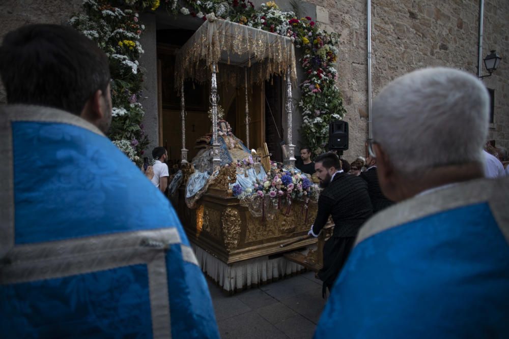 Procesion virgen del Tránsito