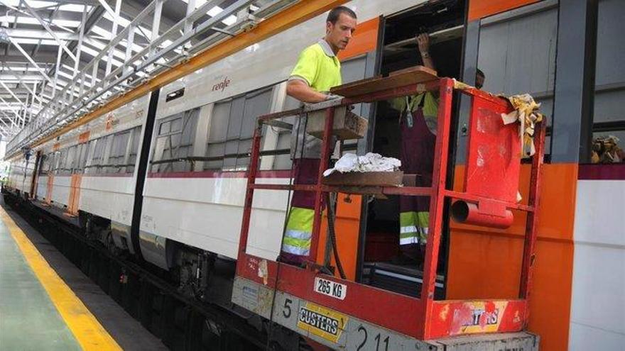 Renfe cancela 320 trenes este lunes por la huelga convocada por CCOO