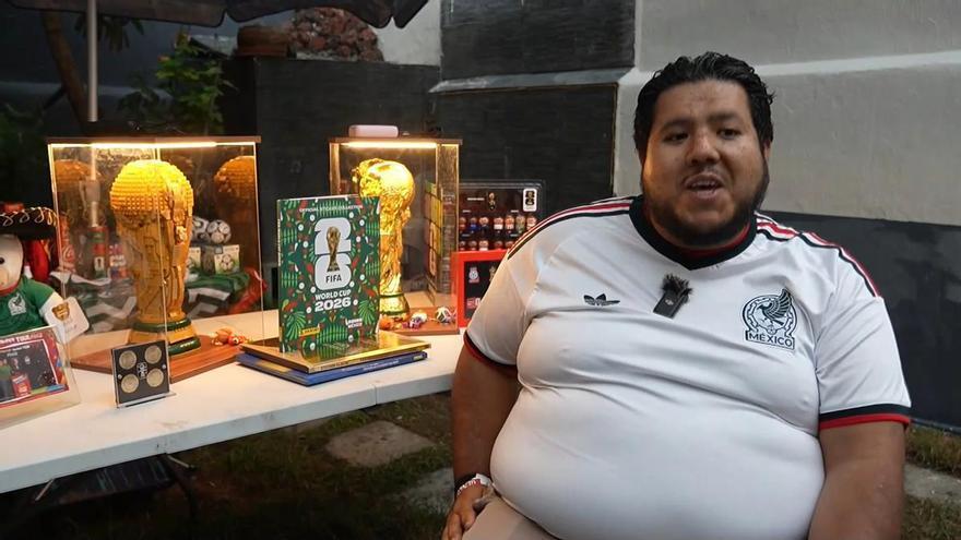 Un mexicano convirtió veinte años de espera por el Mundial en una colección de recuerdos