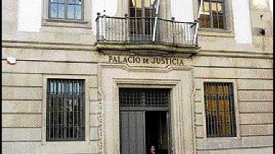 El juicio se iniciará en la Audiencia Provincial el martes. / rafa Vázquez