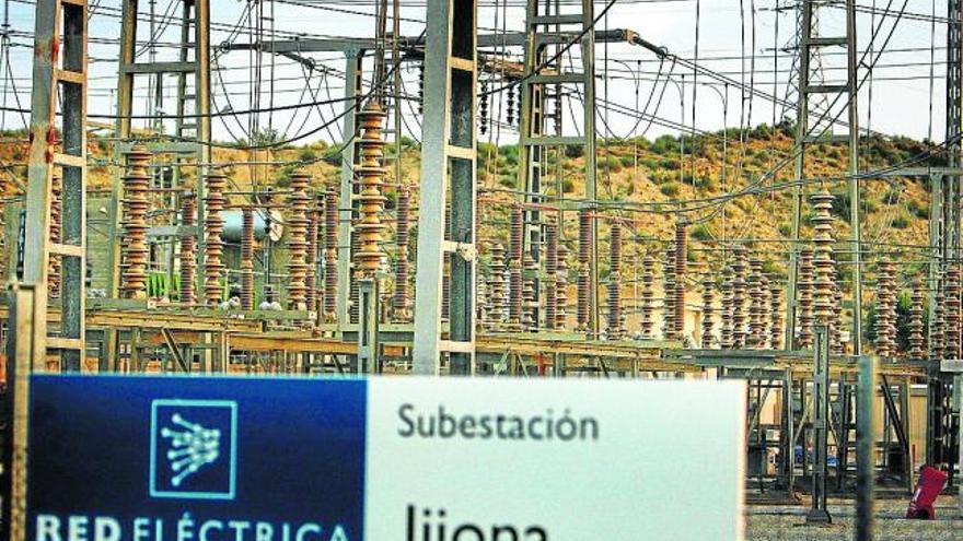 Red Eléctrica ampliará la subestación de Xixona para evitar apagones en la provincia