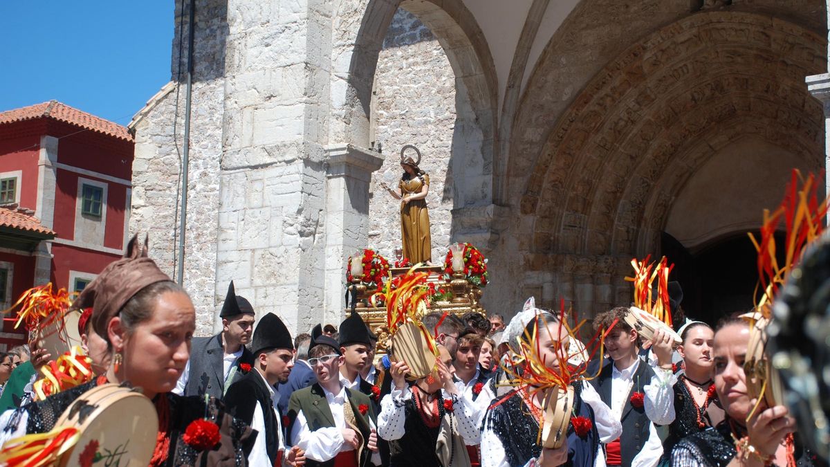 Día grande de las fiestas de Santa María Magdalena en Llanes.