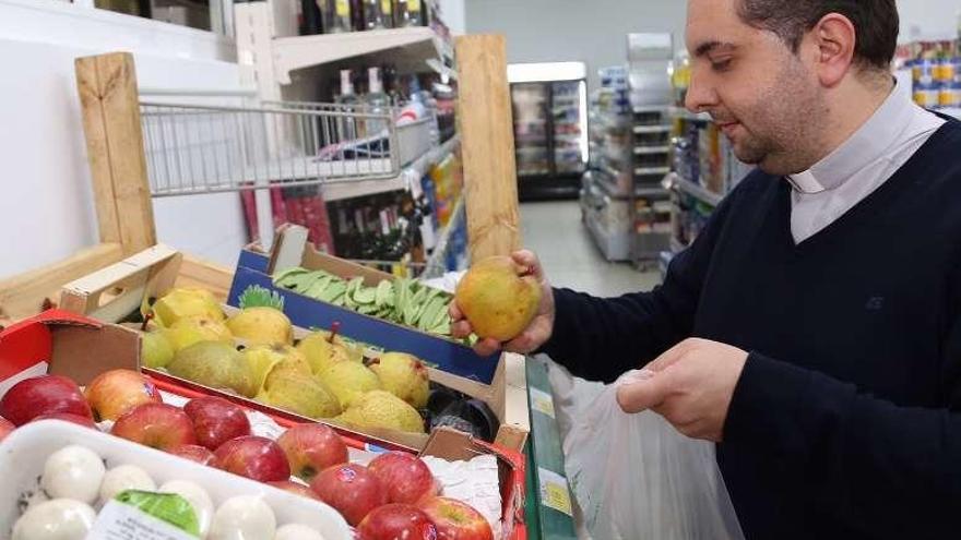 El cura de San Vicente recauda fondos con una excursión para las obras de la parroquia