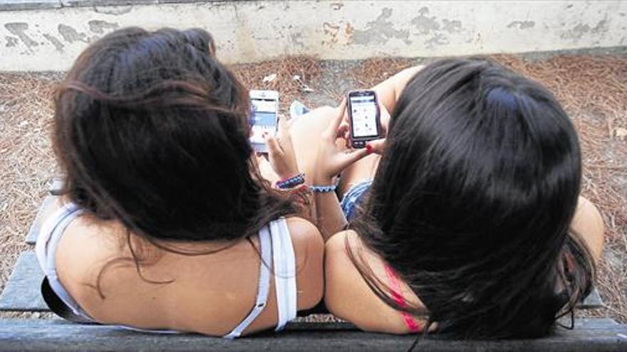 2 de cada 10 jóvenes de Castellón sufren acoso en las redes sociales