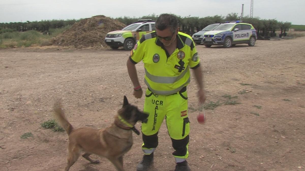 Apoyo de la Unidad Canina en la búsqueda de Ángel