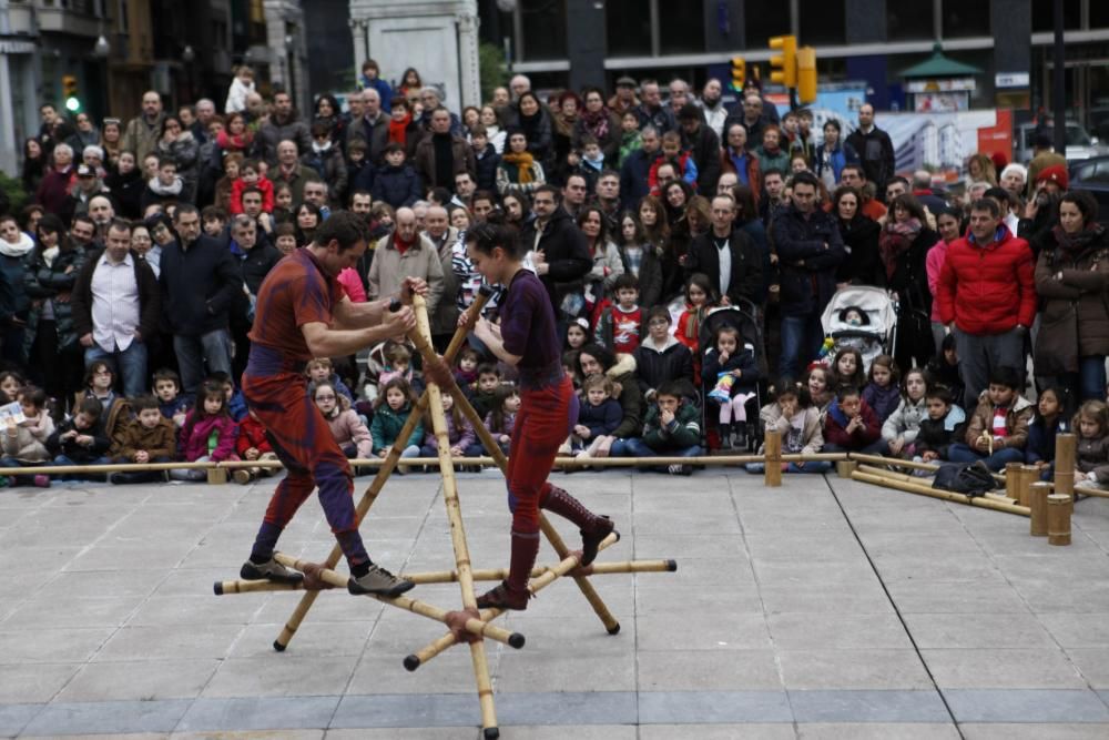 Feten, puro espectáculo en Gijón