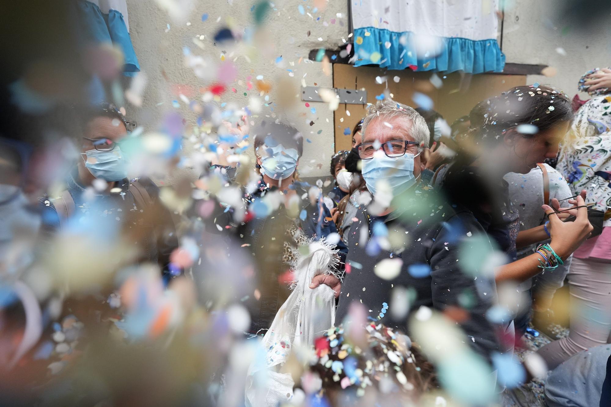 Búscate en el desfile de carrozas y disfraces de l'Anunci de Morella