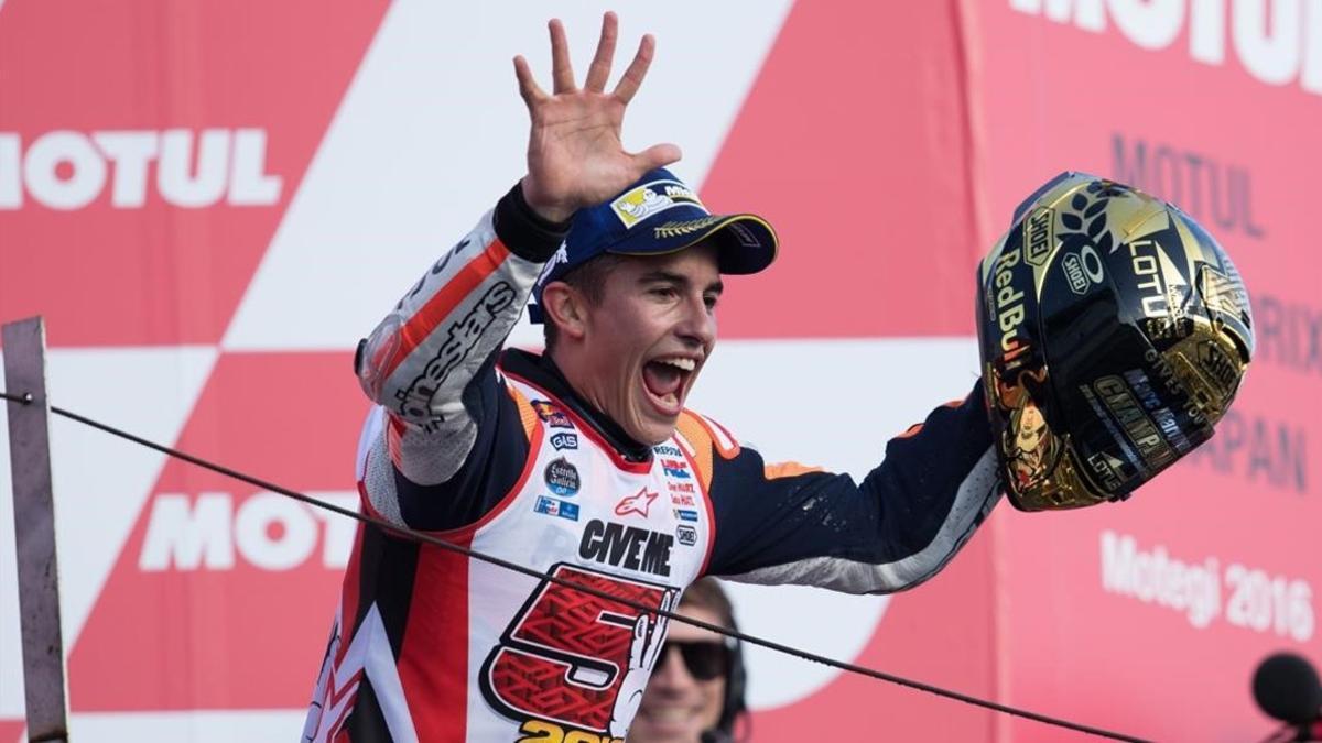 Marc Márquez, en el podio de Motegi.