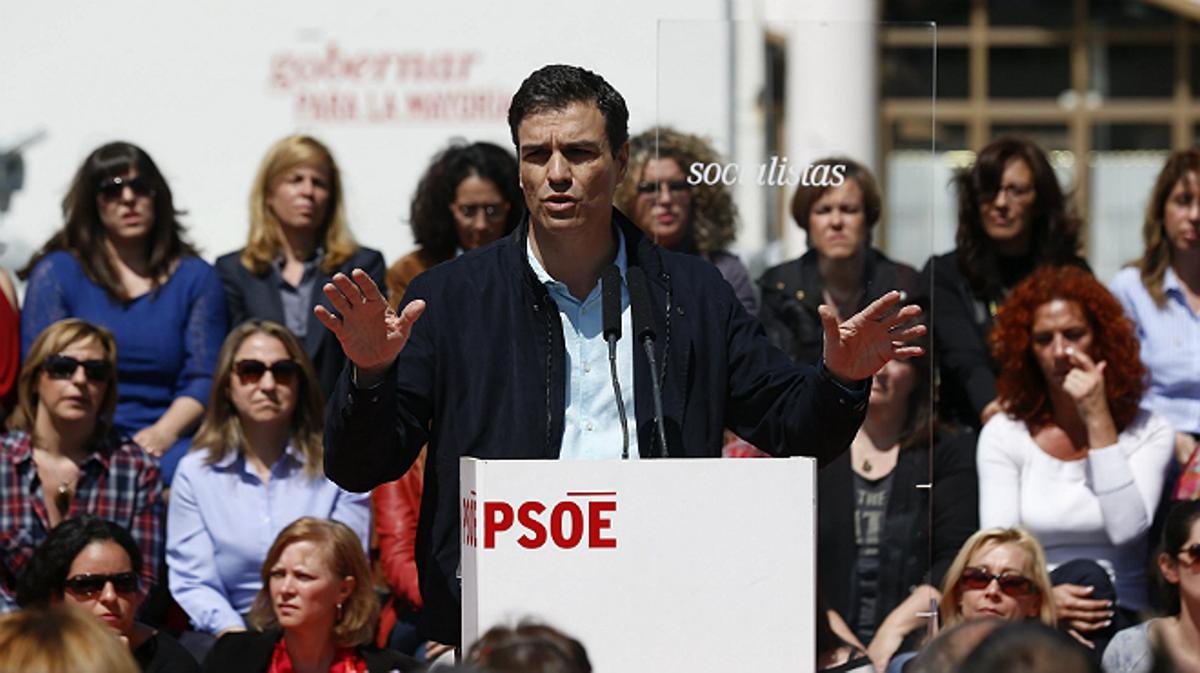 Pedro Sánchez exigeix a Rajoy que faci pública la llista de la vergonya.