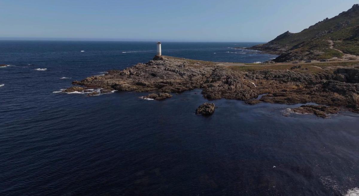 El faro centenario de este bonito pueblo próximo a Santiago de Compostela.