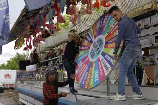 La lluvia despide una feria de Cáceres bajo mínimos: «Han fallado los días grandes»