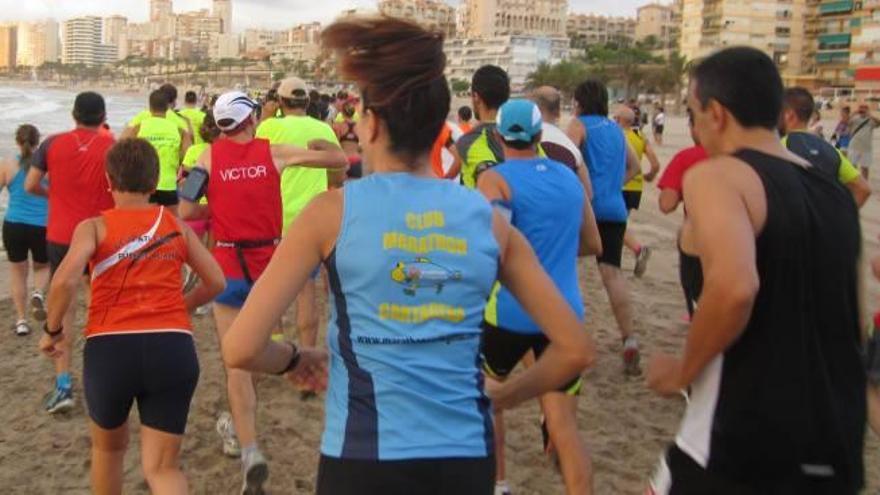 Más de 600 participantes en el Amanecer de El Campello